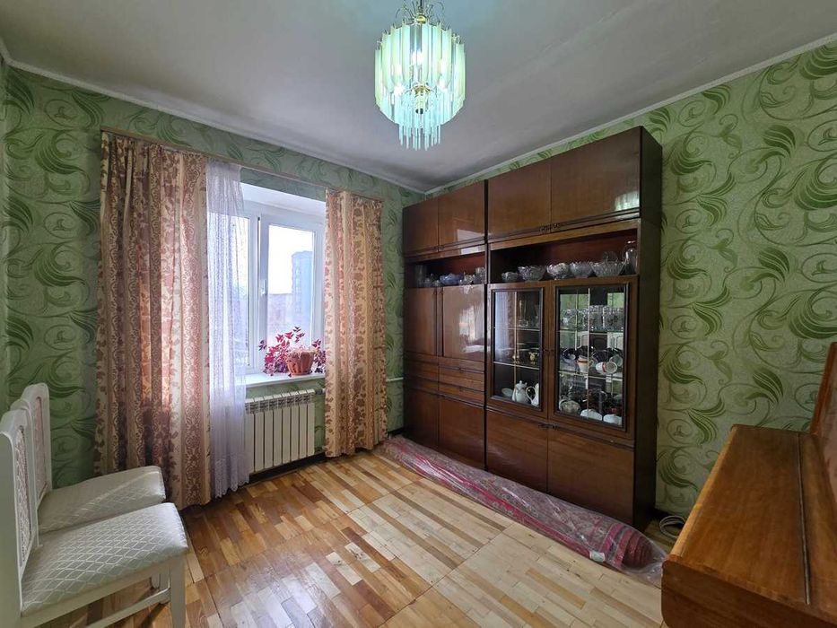 Продам 3ком. квартиру Афцинао 1