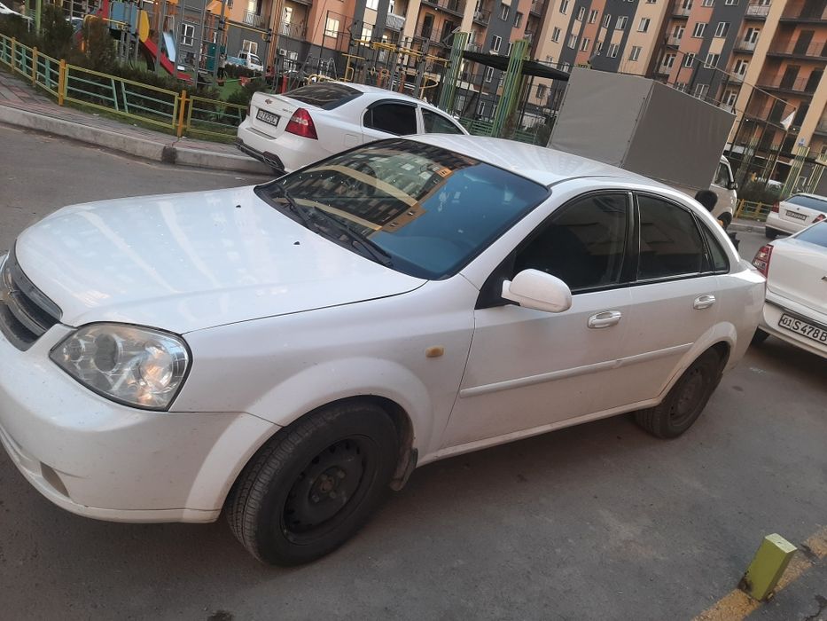 Lasetti1.8 yili 2011