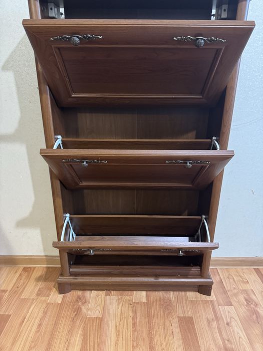 Обувница производство Польша