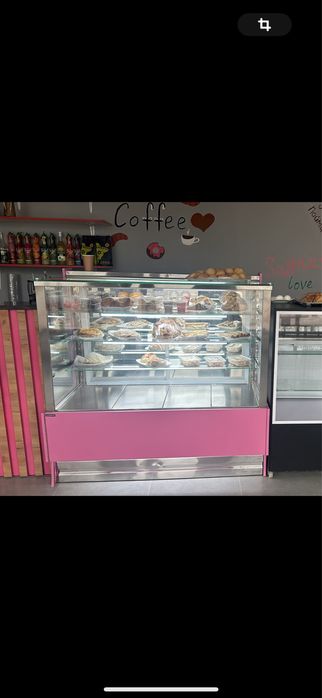 Витринный холодильник