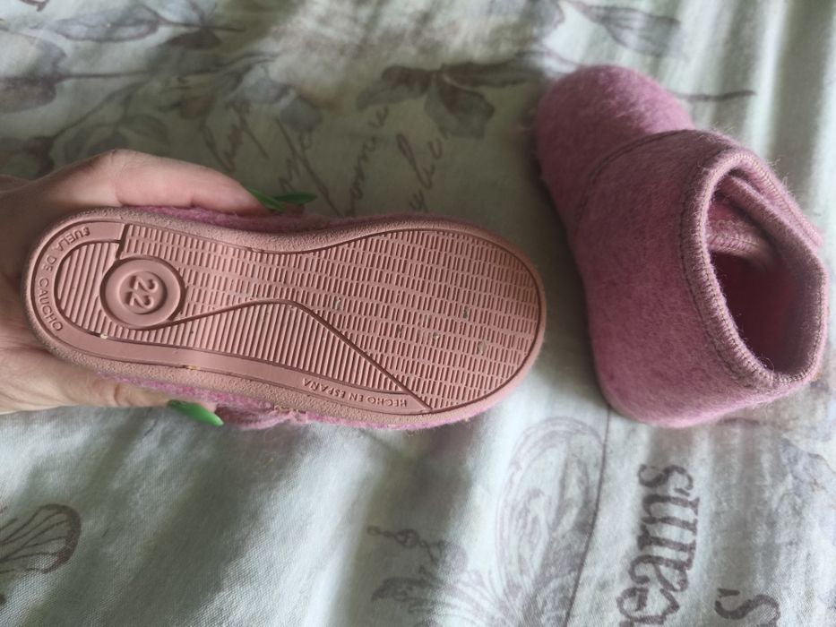 Вълнени обувчици за госпожица