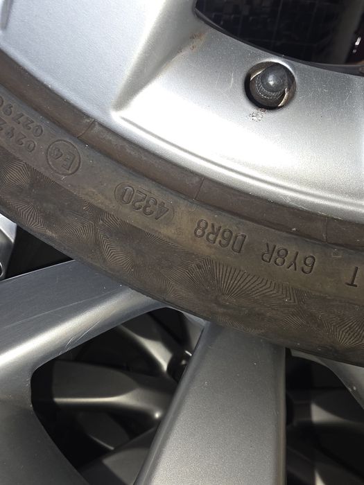 Джанти със гуми Ауди 17