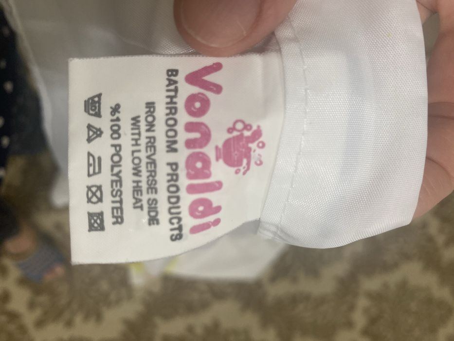 Продам штору для ванной