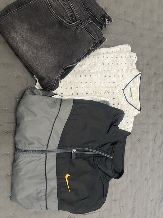 Яке Nike , дънки и риза