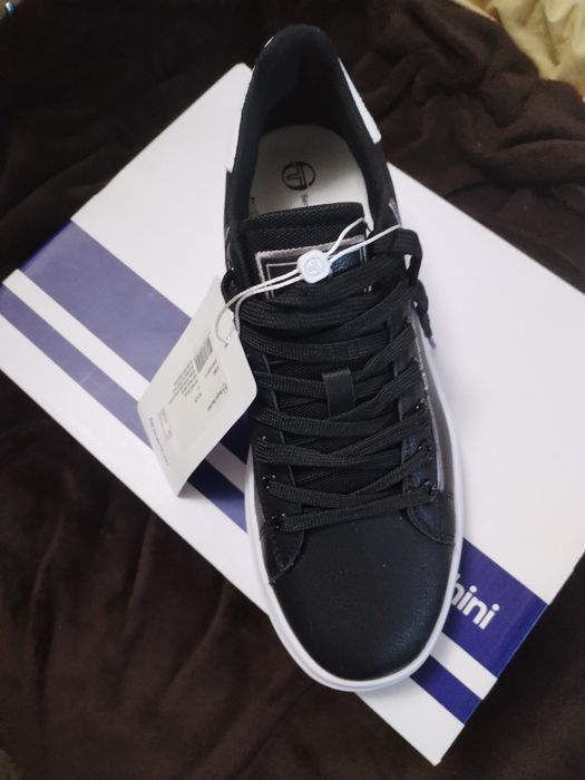Vand adidasi Sergio Tacchini noi cu eticheta