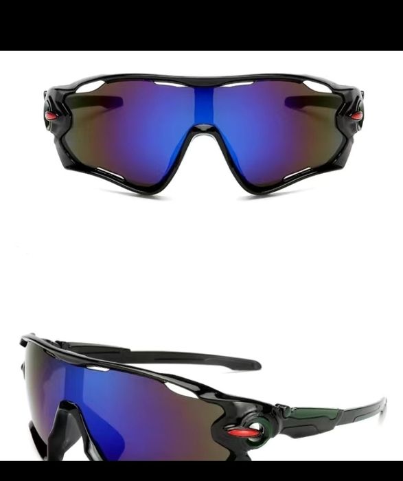 Теплый бафф и очки