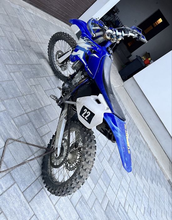 Vând Yamaha YZF