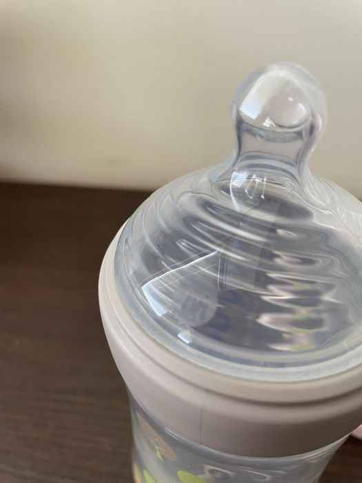 Бебешко шише и преходна чаша Nuk