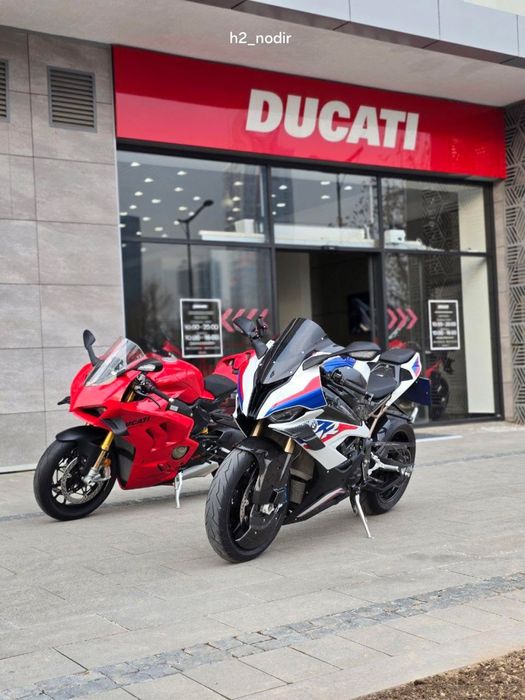 BMW S1000RR (M Package)