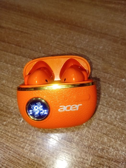 Продам наушники новые