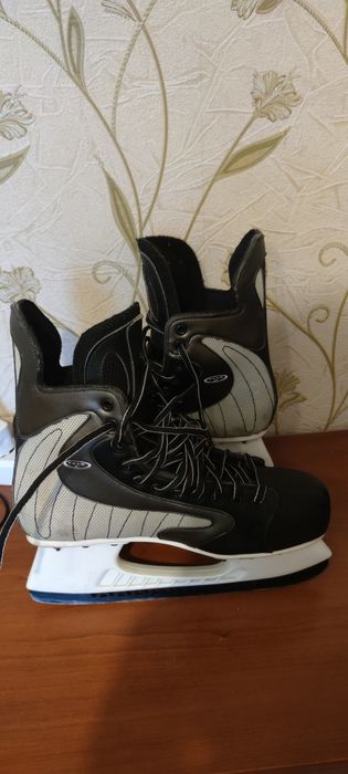 Коньки Nike Ignite