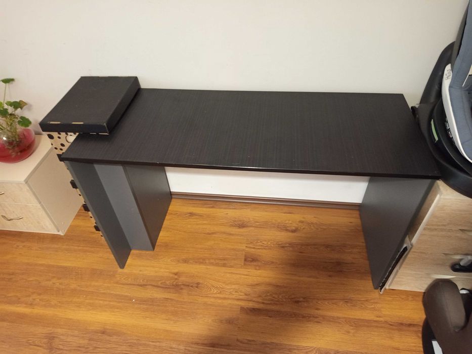 Шкафове модули запазени