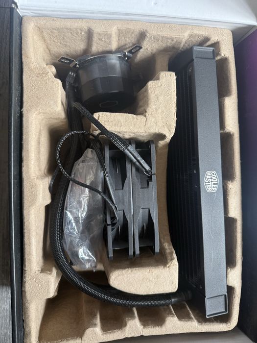 Cooler Master MasterLiquid 240L Core ARGB 240mm ARGB водно охлаждане