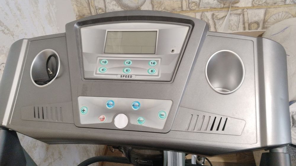 Продам беговую дорожку