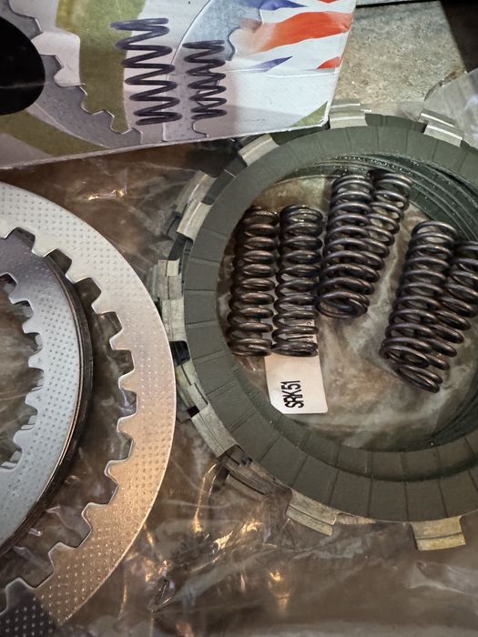 Piese yamaha r6 1998-2002