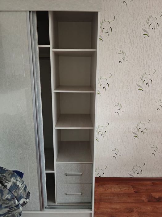 Гарнитур с столиком