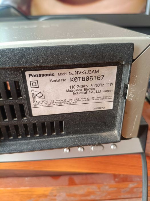 Видеомагнитофон Panasonic NV- SJ3 б/у