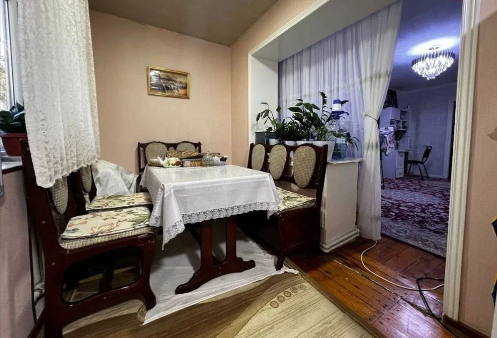 Продажа квартиры Максим горький бий художник