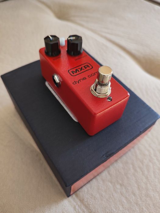 MXR Dyna comp mini M291 - китарен компресор