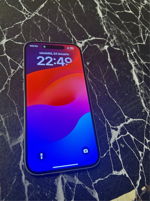Iphone 15, 128GB, 85% sanatatea bateriei