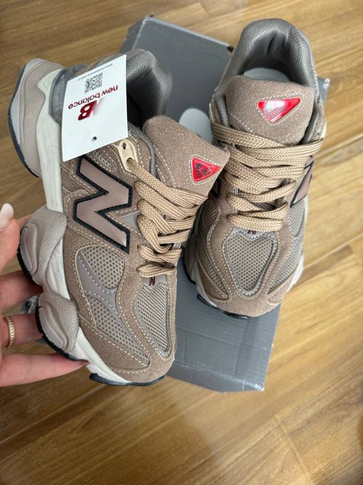New balance universali