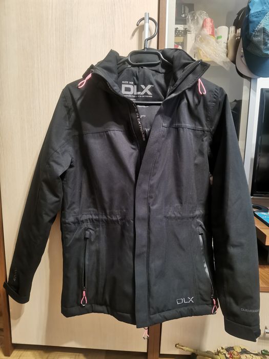 Geaca impermeabila DLX de la Trespass