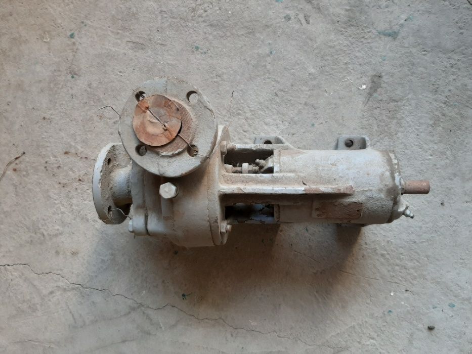 Продам центробежный насос советский