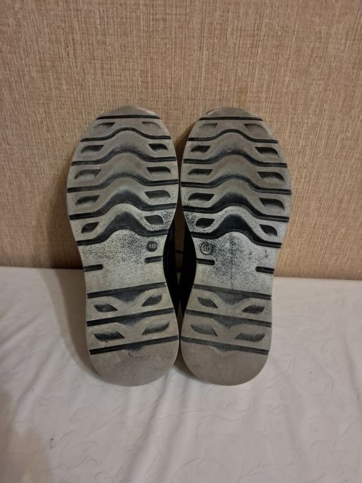 Продам кроссовки,кеды разные..