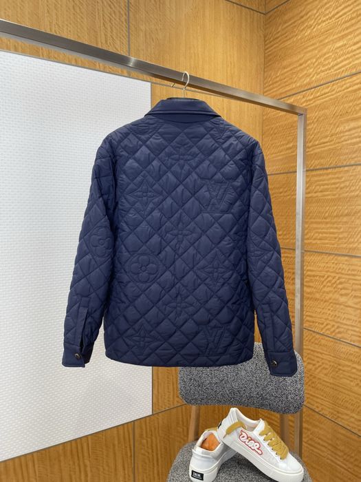 Jacheta Louis Vuitton Calitate Premium