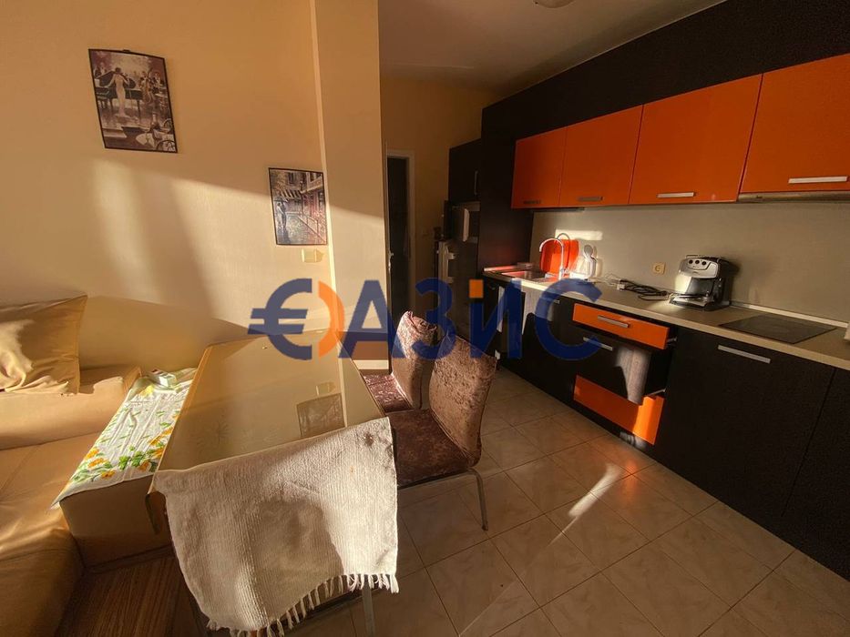 Продава се Двустаен апартамент в к.к. Слънчев бряг - 46 кв.м за 898 €/кв.м - Снимка #6