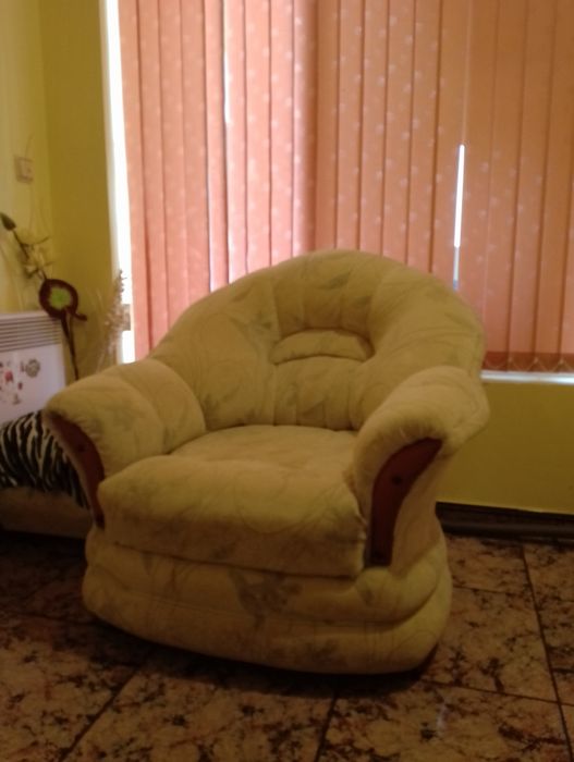 Продавам почти неизползван фотьойл