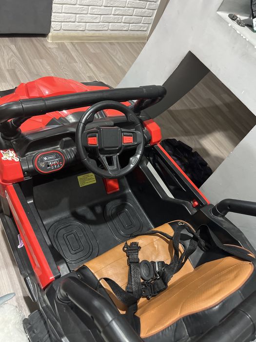 Машина на пульте управления