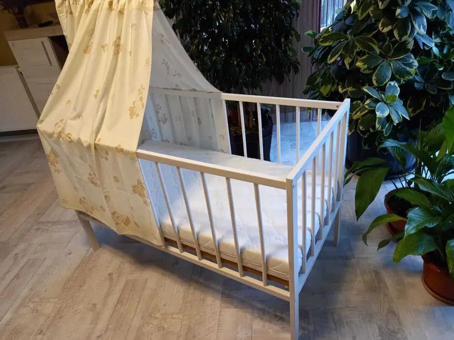 Patuti copii cu baldahin, multifunctional si scaun de masa pentru copi
