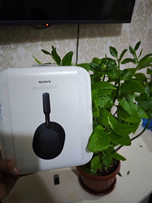 наушник Sony XM5  ползовал 1месяц (отличный состояние) полный комплект