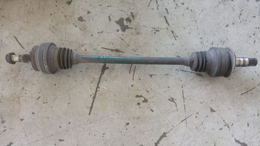 Planetara stanga spate 2.2 cdi mercedes e class w212