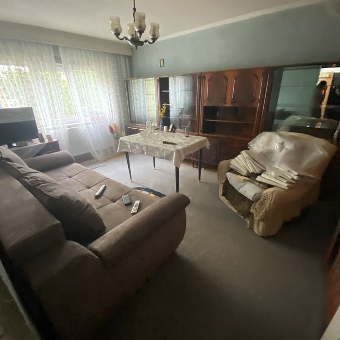 Vand Apartament 2Camere Exercitiu bloc 1987 pret 85.000€
