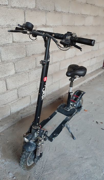 продаётся Электроскутер и Электросамокаты