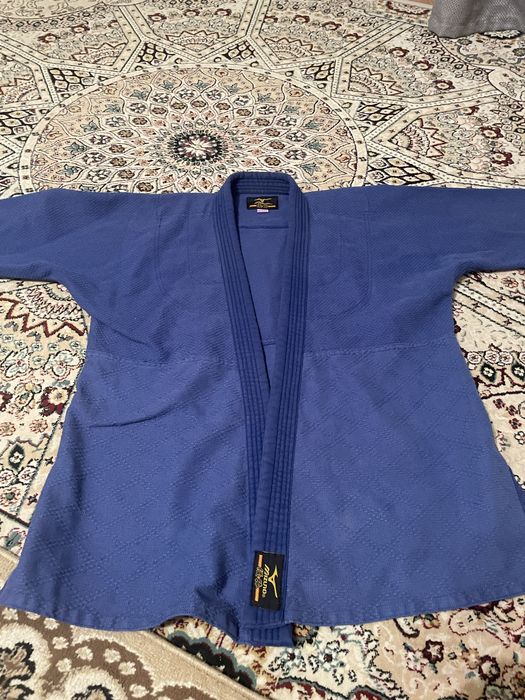 Продам кимоно для дзюдо