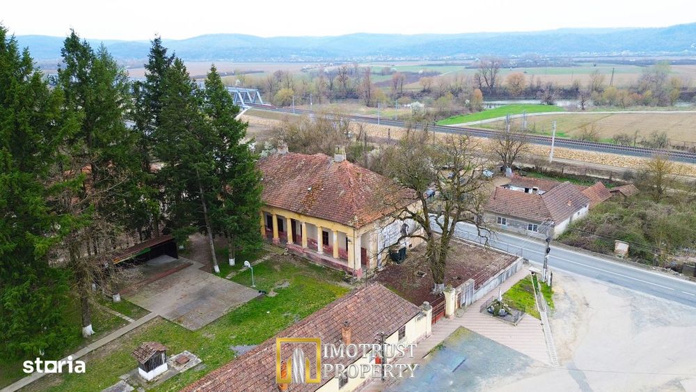 Castel istoric de vânzare în Conop | proprietatea lui Cicio Pop