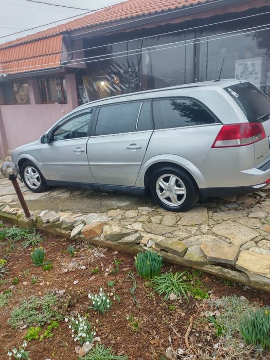 ОПЕЛ ВЕКТРА 2.2DTI- лек автомобил