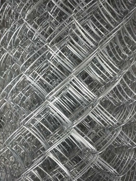 Оградна мрежа от твърда поцинкована тел , компактни топчета