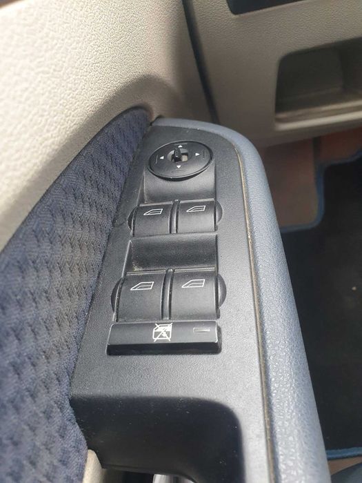 Ford focus 1.6 benzina