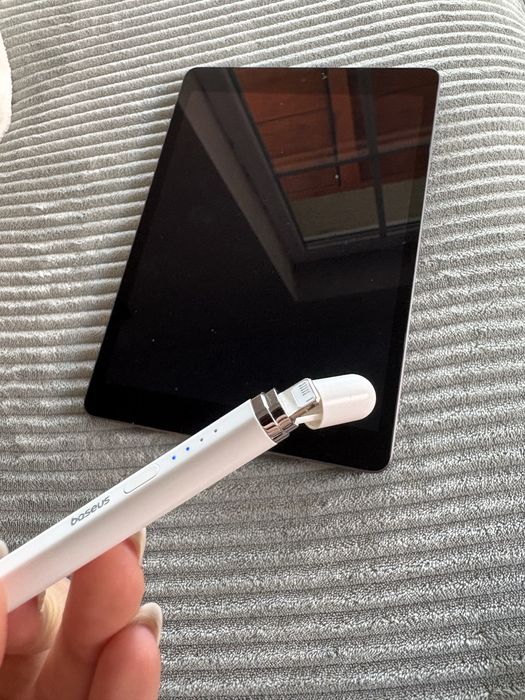 iPad 9th generation 64GB + creion