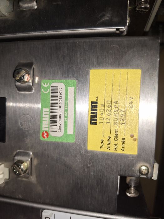 Control numeric NUM pentru CNC