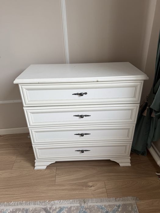 Продам комод в хорошем состояние