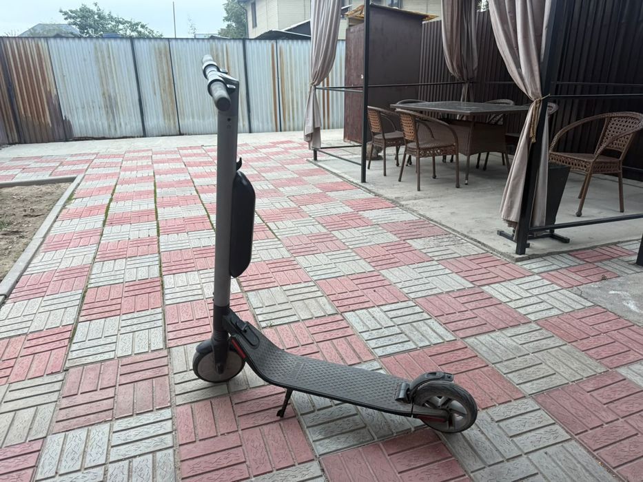 Электросамокат  ninebot