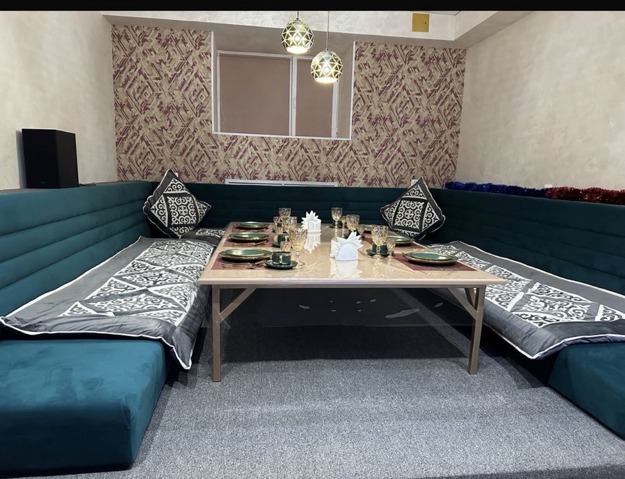 Продам диваны столы стулья