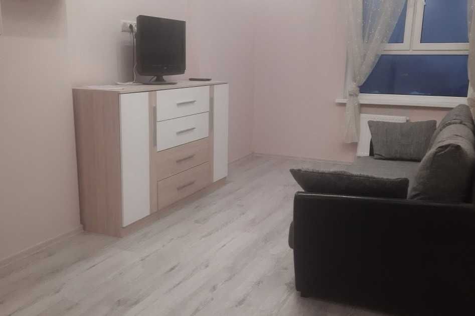 Дава се под наем Едностаен апартамент в Пловдив, Център - 40 кв.м за 204 € - Снимка #1