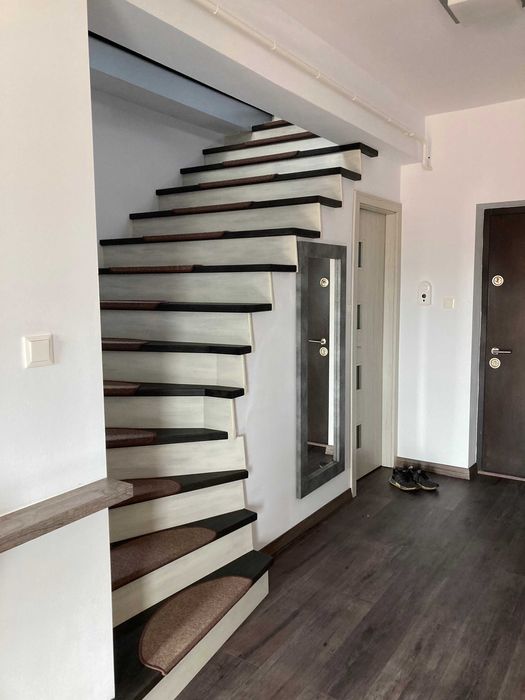 apartament de inchiriat