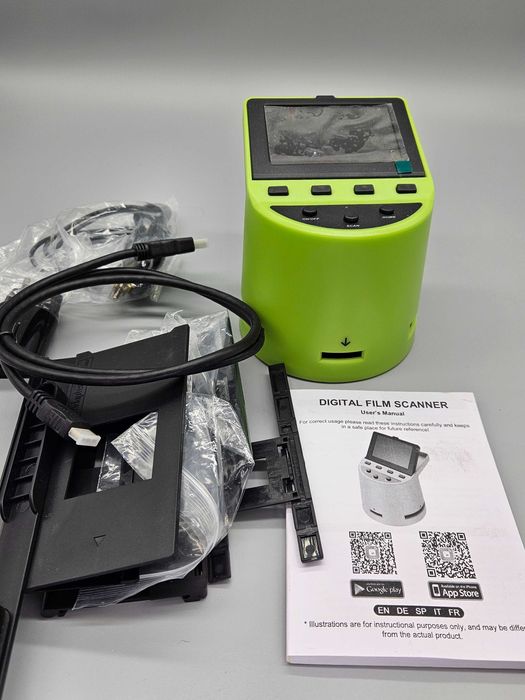 Дигитален скенер за негативи и диапозитиви 22MP със 3.5" LCD дисплей!